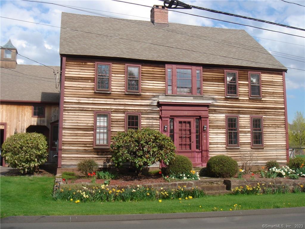 Williams Road, Wallingford, Connecticut - 4 Bedrooms  
3 Bathrooms  
10 Rooms - 