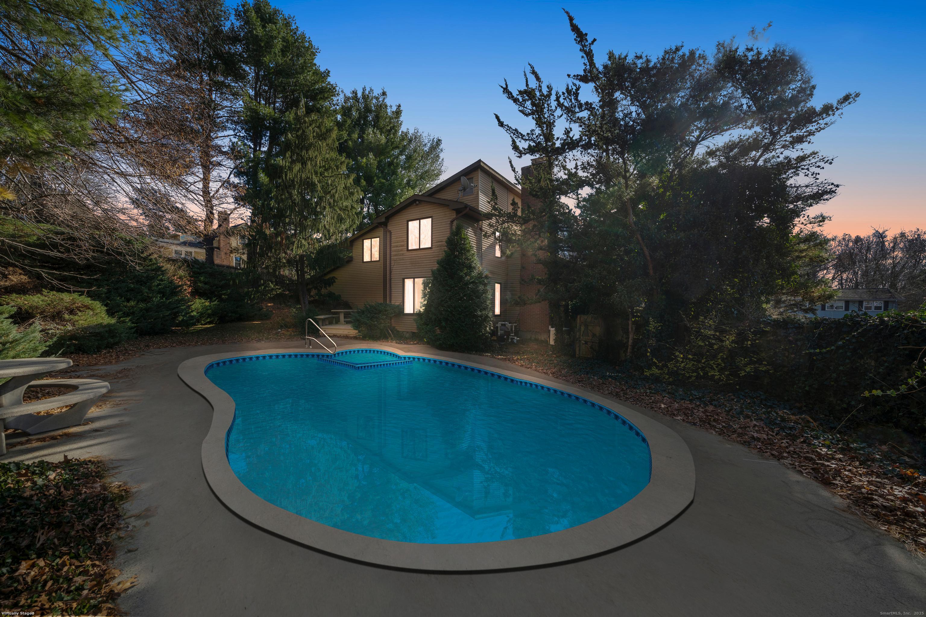 53 Winding Brook Trail