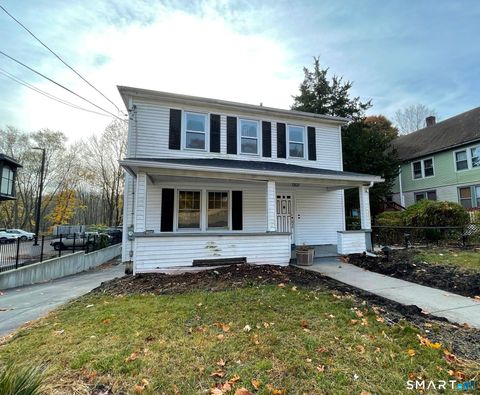 Photo of 482 W Main Street, Norwich, CT 06360 (MLS # 24152714)