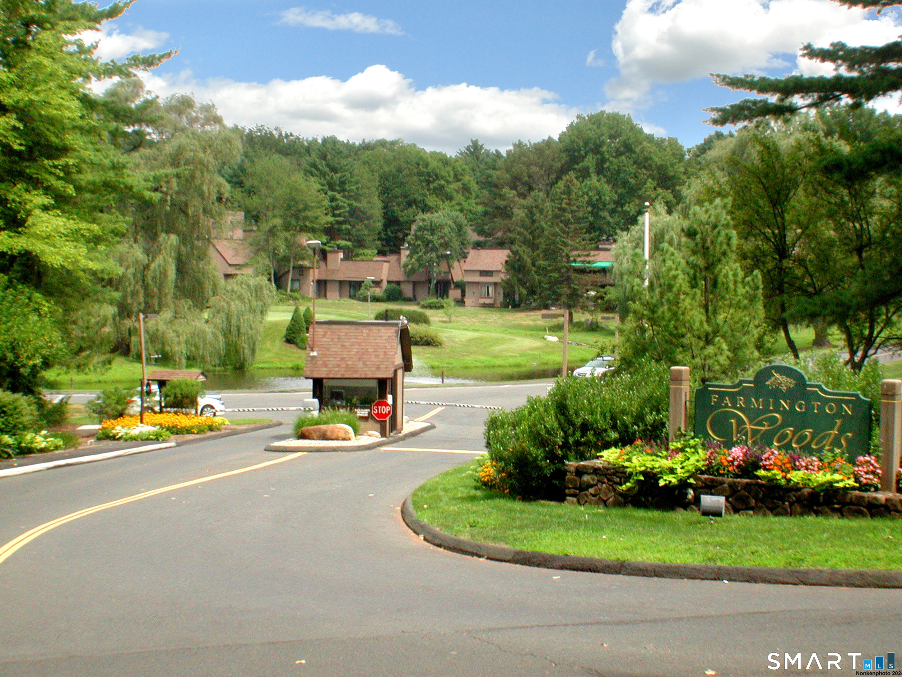 8 Centerbrook Court 8