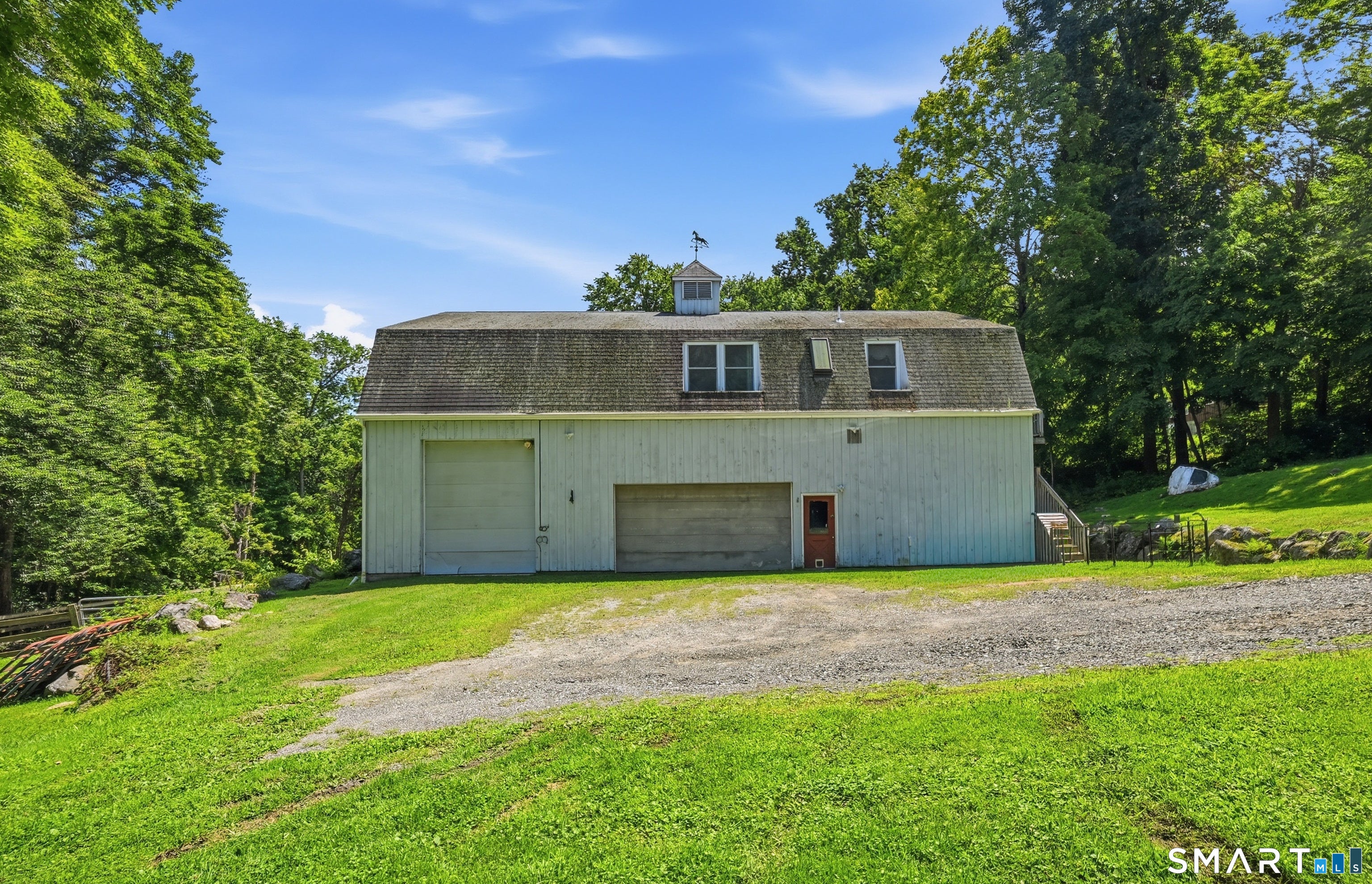 28 Saw Mill Road