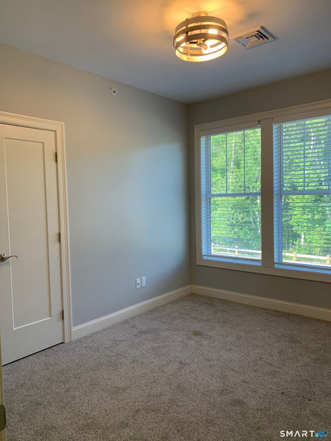 Tiny photo for Edgewater Circle, East Hampton, CT 06424 (MLS # 24214129)