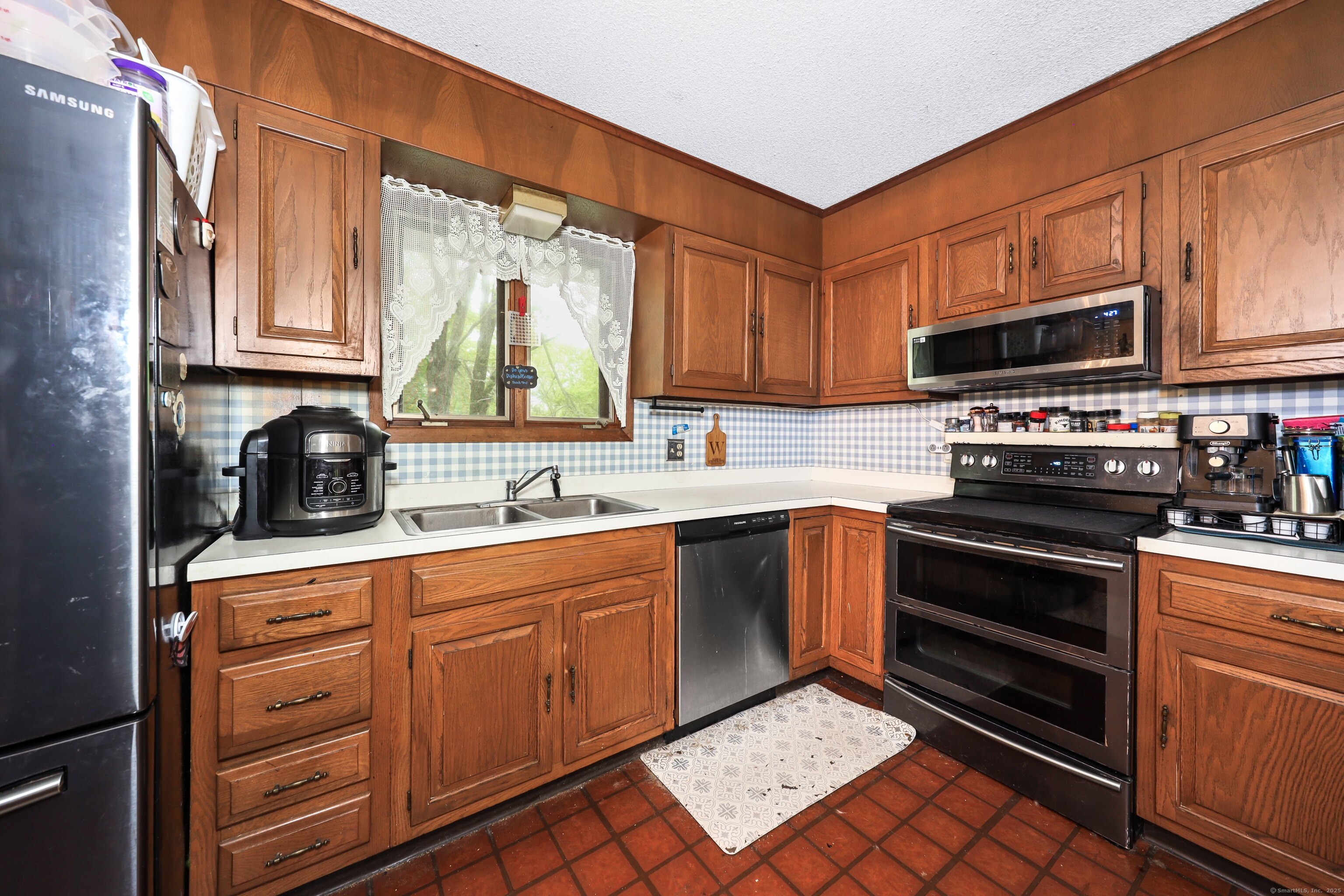 408 Reservoir Road, Southbury, Connecticut image 18