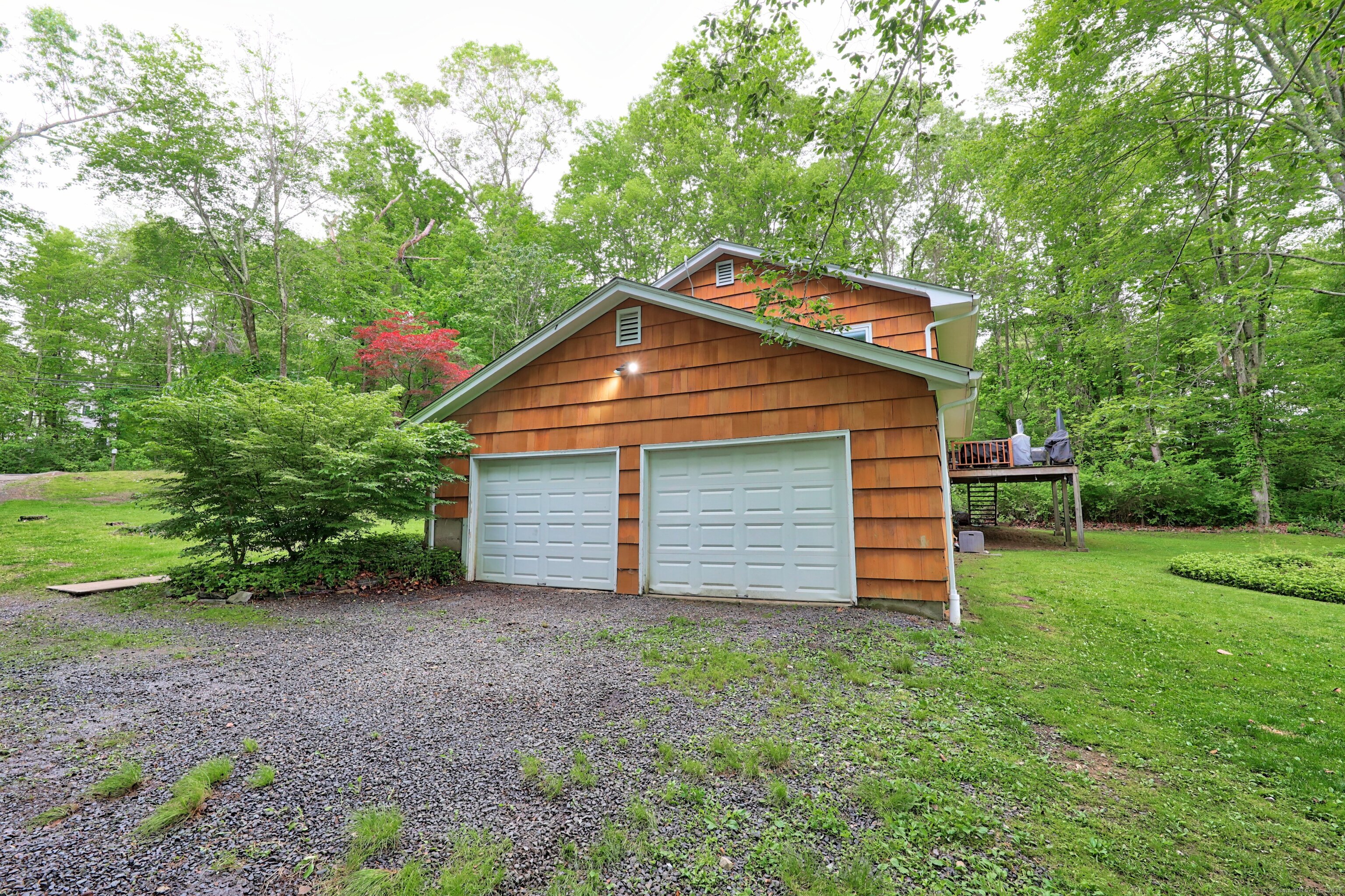 408 Reservoir Road, Southbury, Connecticut image 4