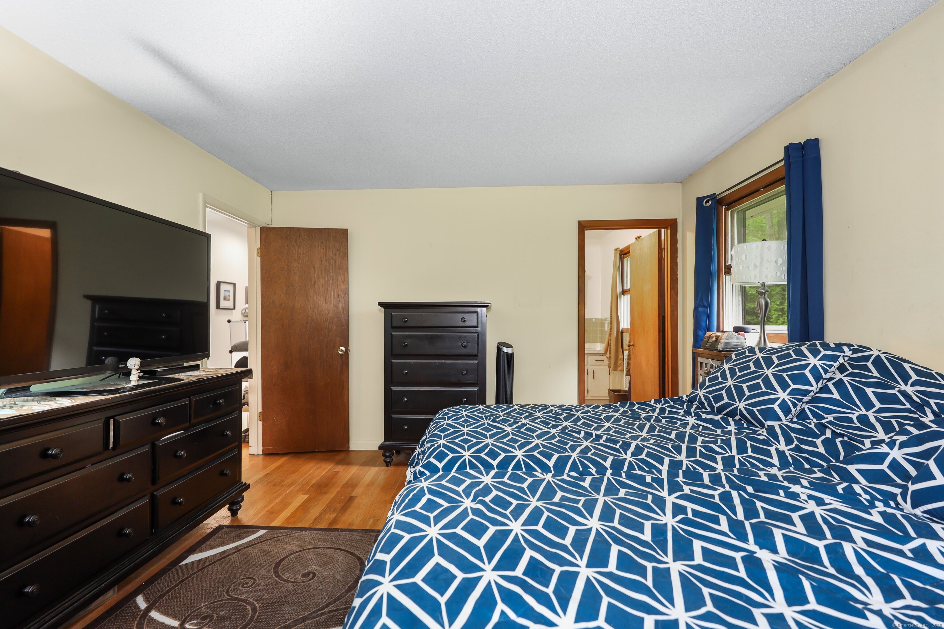 408 Reservoir Road, Southbury, Connecticut image 24
