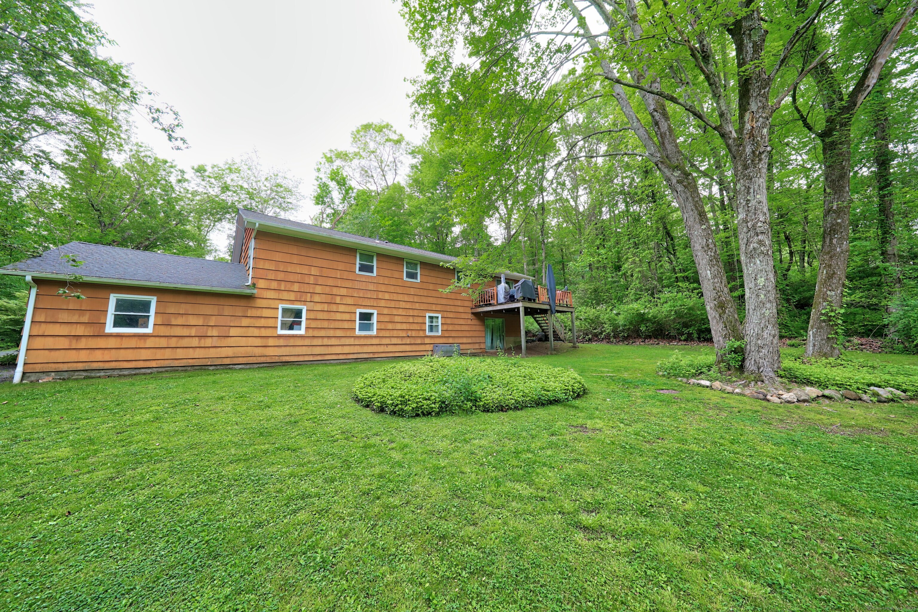 408 Reservoir Road, Southbury, Connecticut image 6