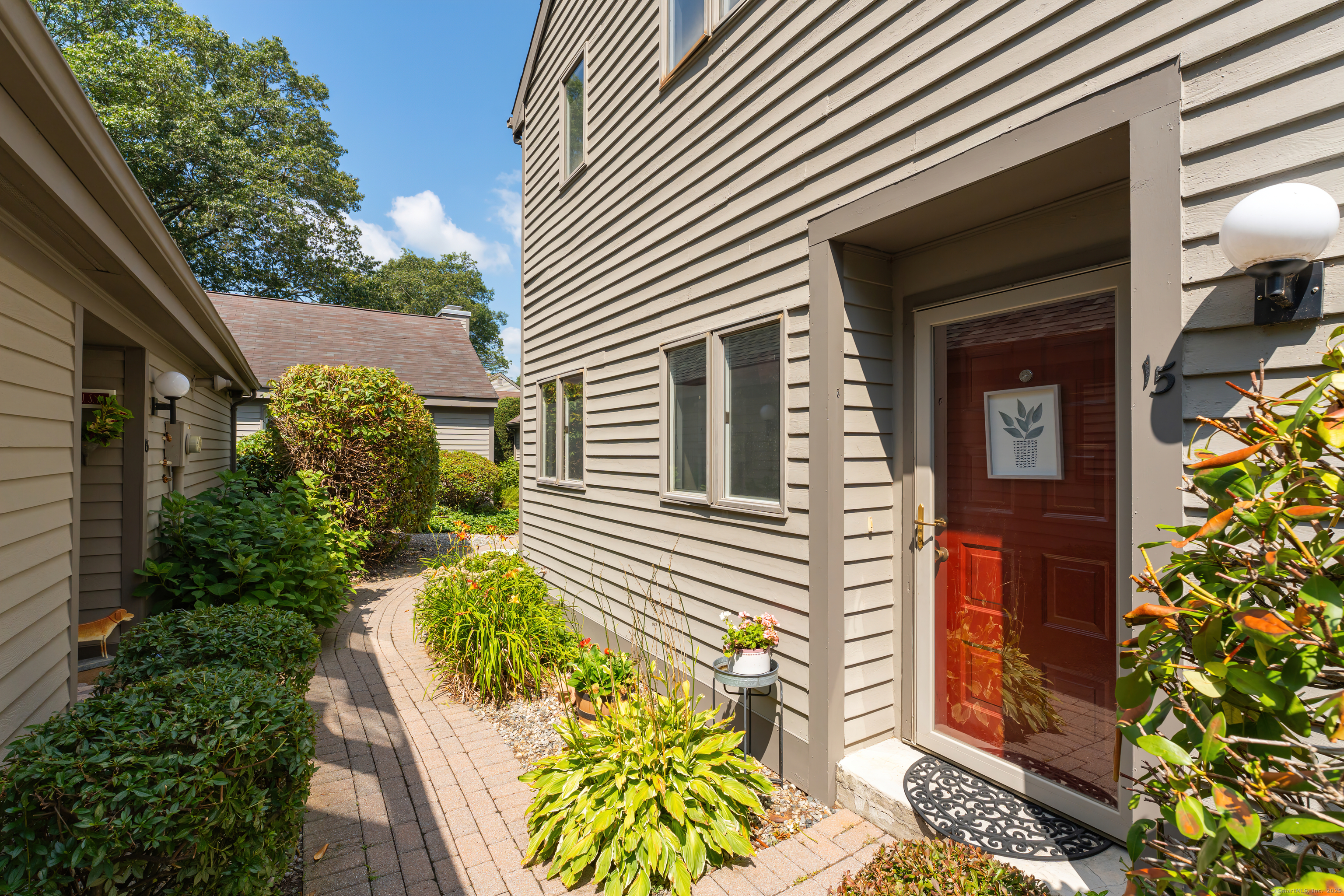 15D Yankee Glen Drive 15D