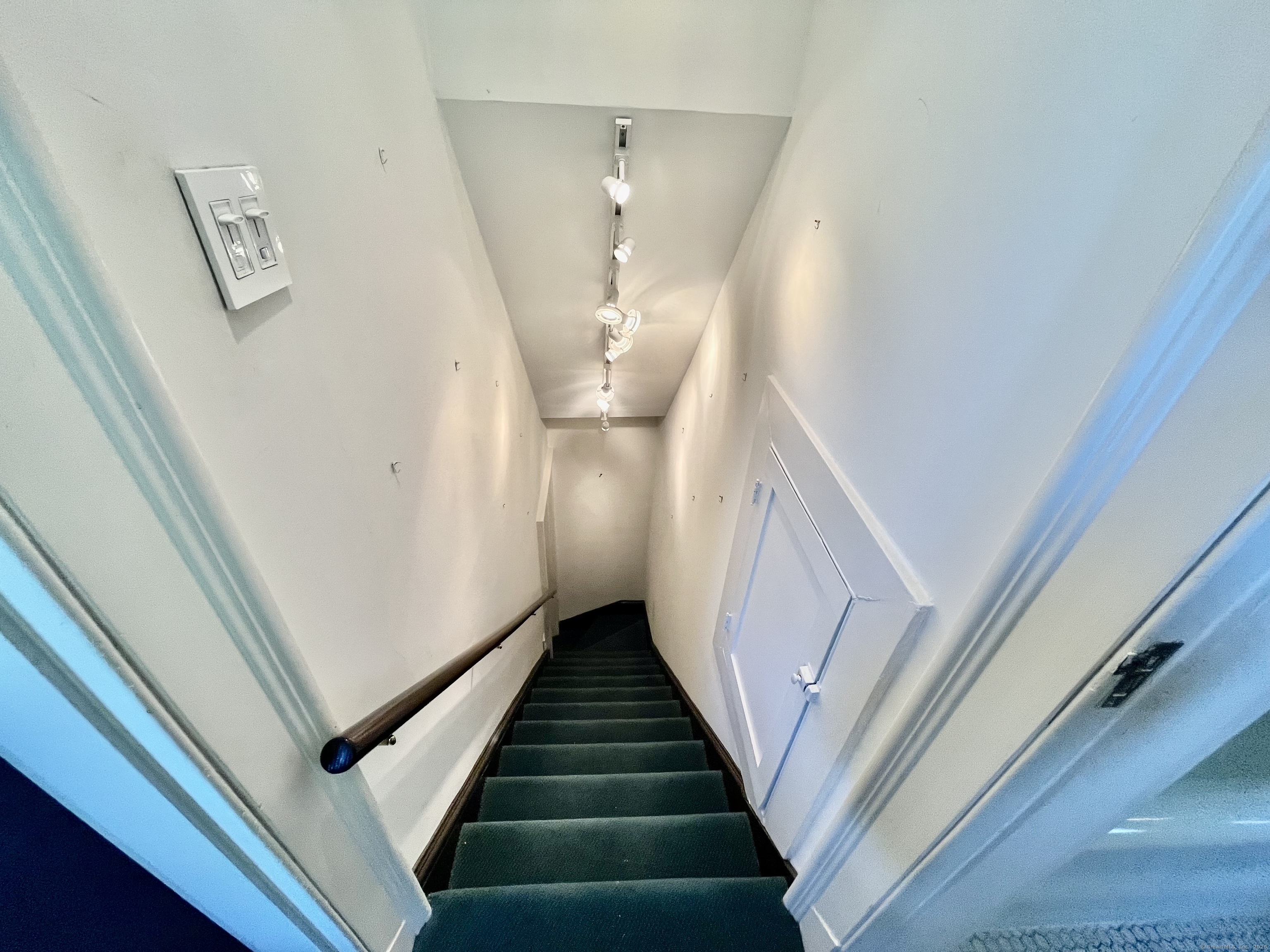140 Mckinley Avenue, New Haven, Connecticut image 25