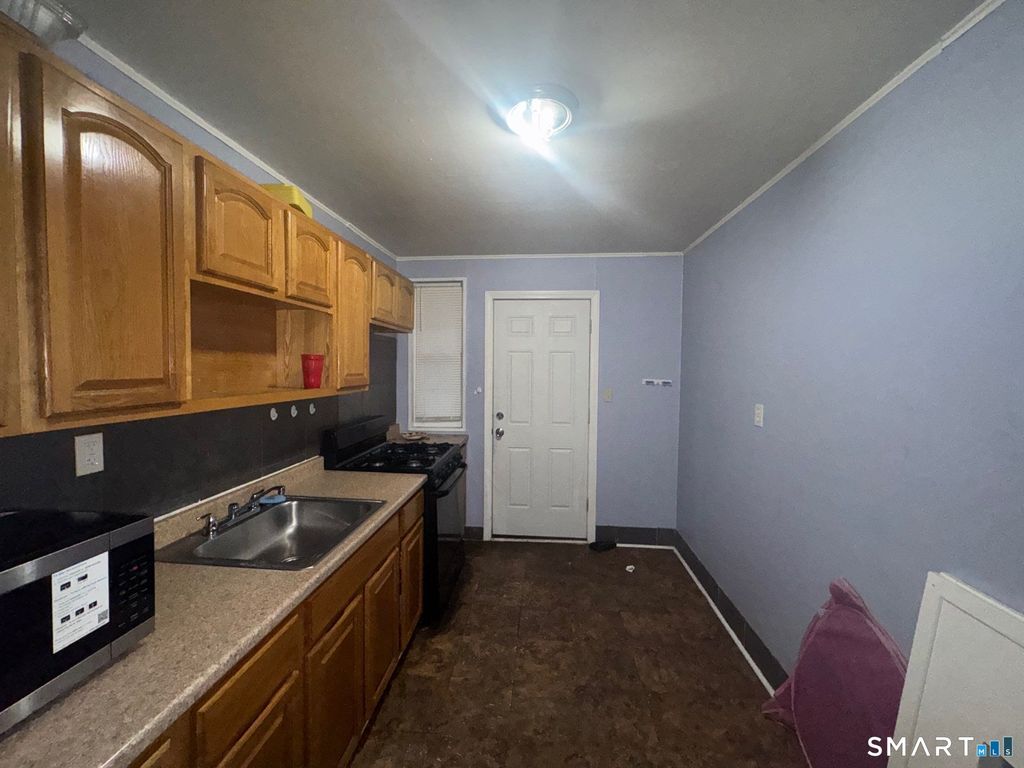 Photo of 154 Virginia Avenue #B, Bridgeport, CT 06610 (MLS # 24151110)