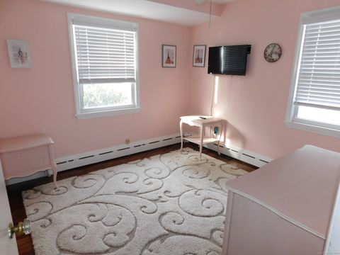 Tiny photo for 6 Anita Avenue, Waterford, CT 06385 (MLS # 24144114)