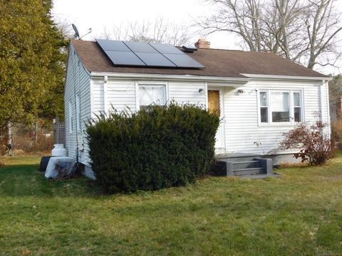 Tiny photo for 6 Anita Avenue, Waterford, CT 06385 (MLS # 24144114)