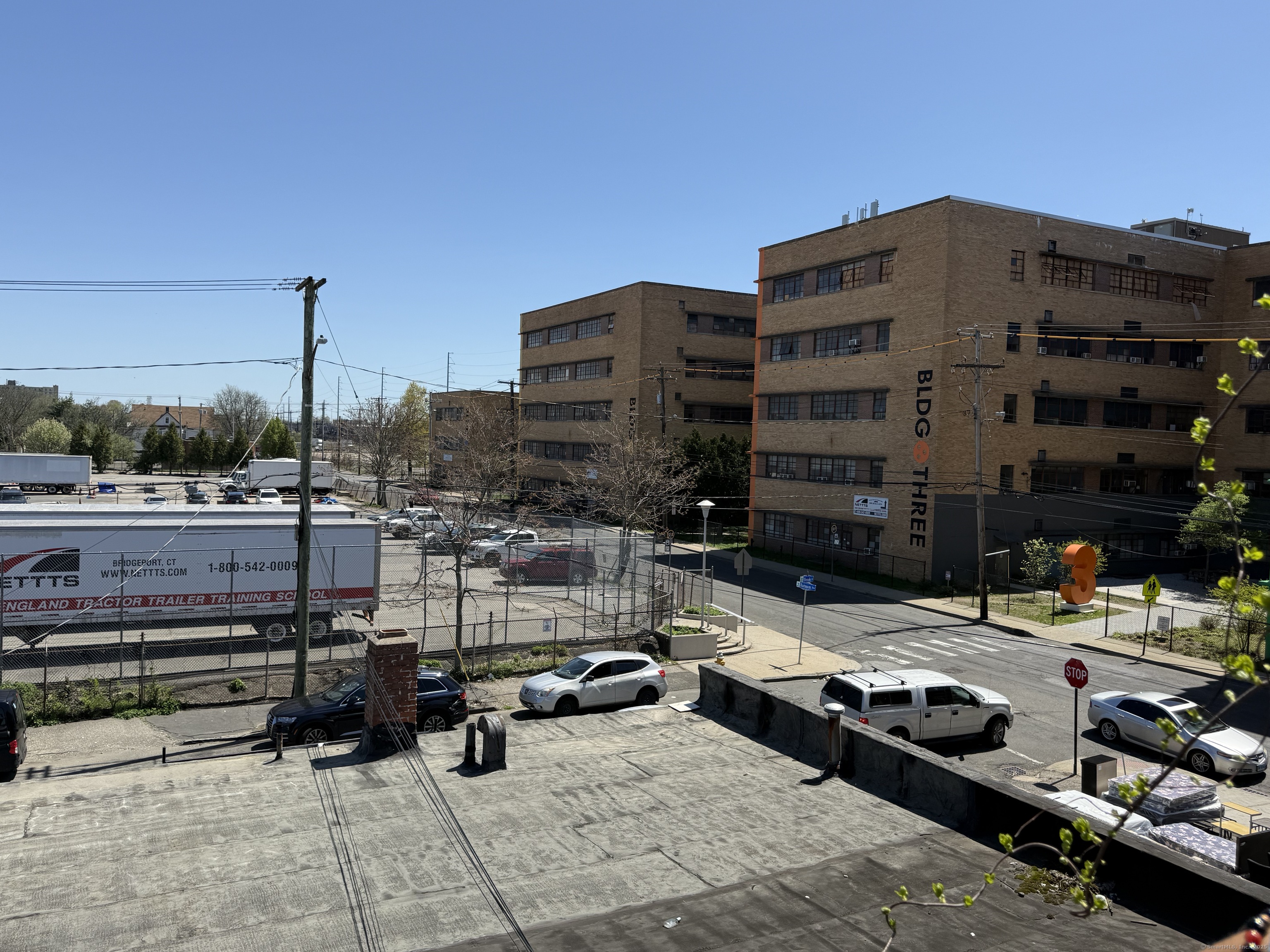 483 Barnum Avenue