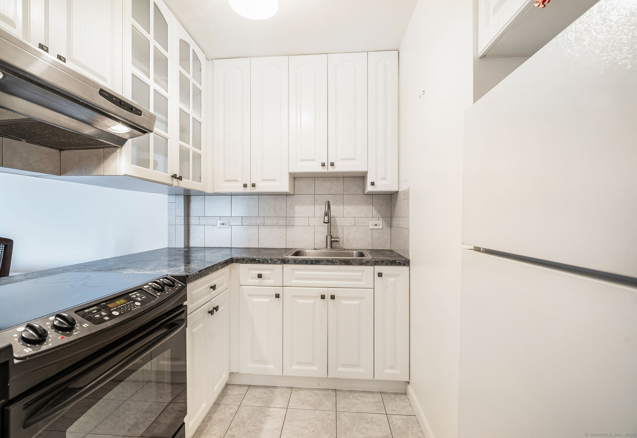 87 Glenbrook Road #APT 7B, Stamford, Connecticut image 6