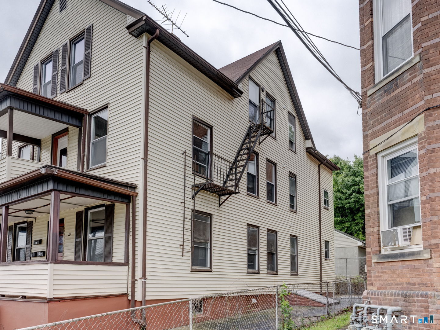 16 Hurlburt Street