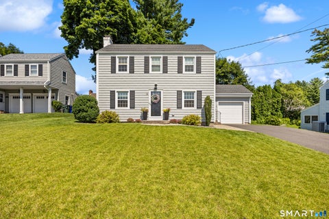 Photo of 18 Chapman Road, West Hartford, CT 06107 (MLS # 24198648)