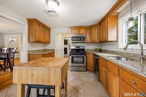 Tiny photo for 18 Chapman Road, West Hartford, CT 06107 (MLS # 24198648)