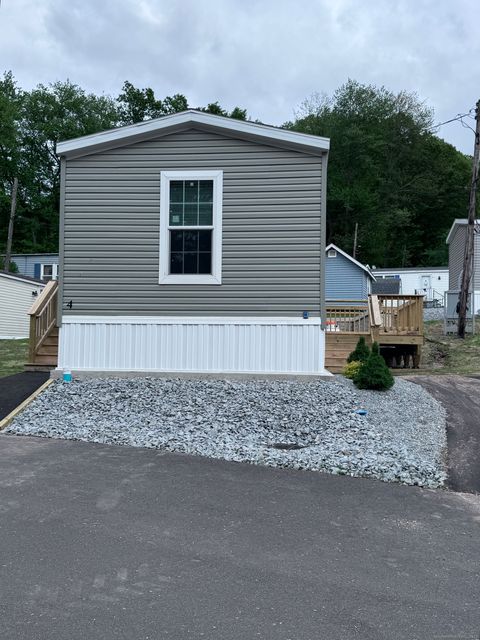 4 North Terrace Vernon CT 06066