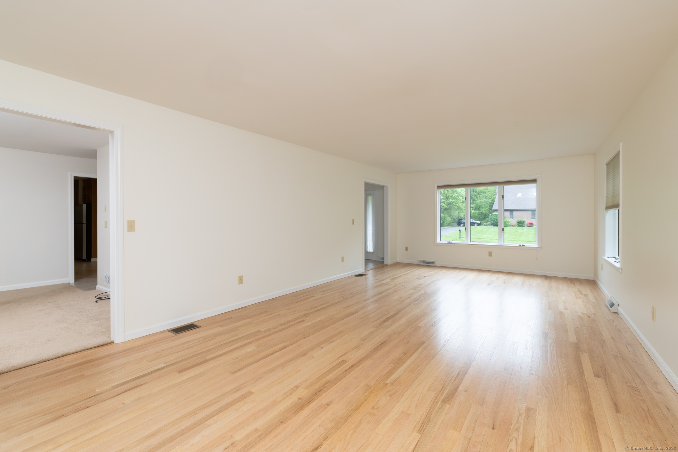 39 Amato Circle, Southington, Connecticut image 9