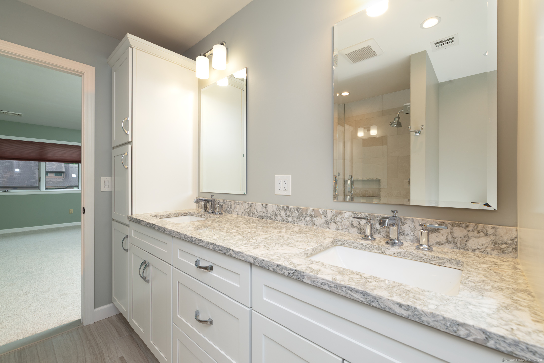 39 Amato Circle, Southington, Connecticut image 19