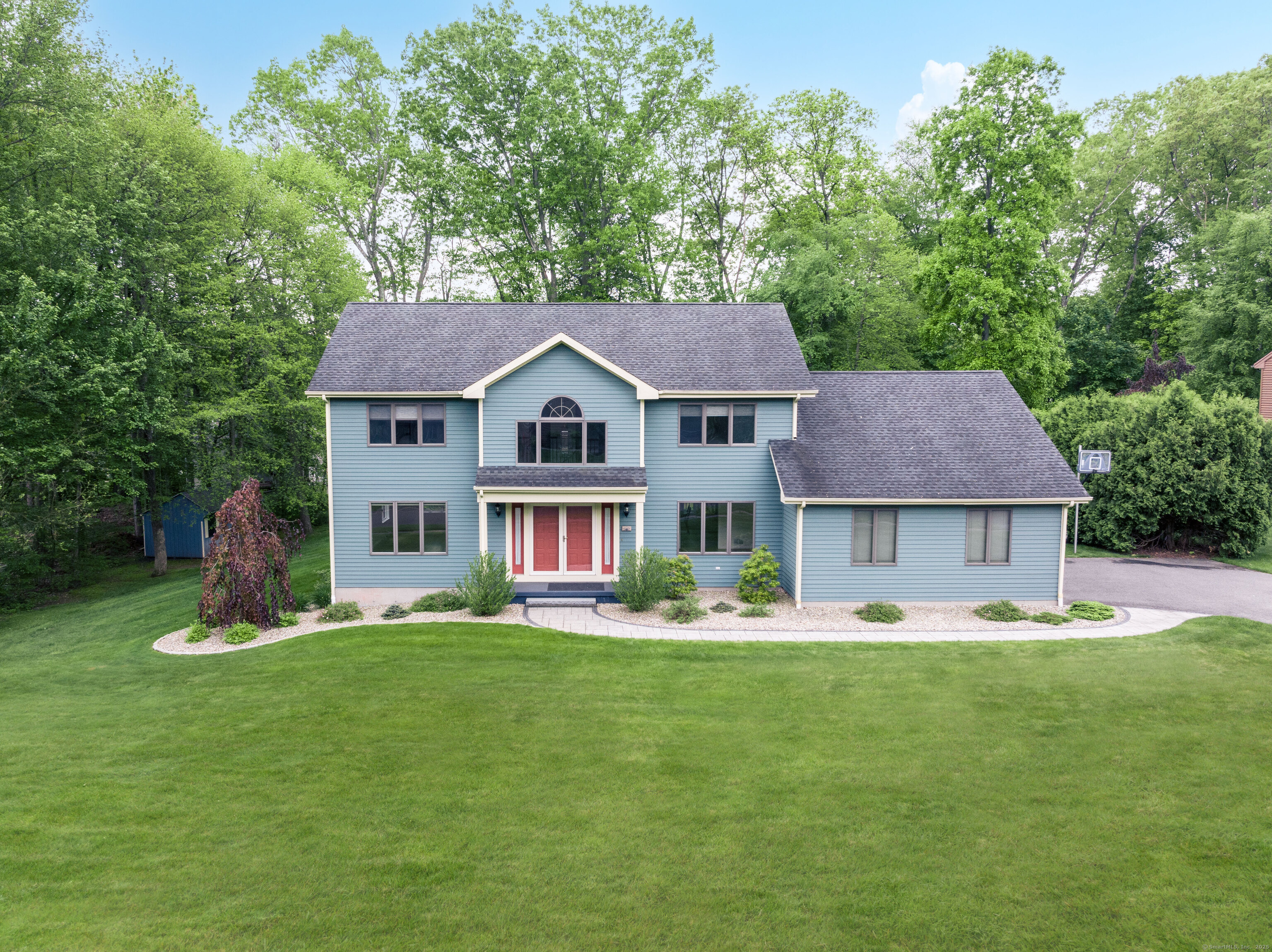 39 Amato Circle, Southington, Connecticut image 1