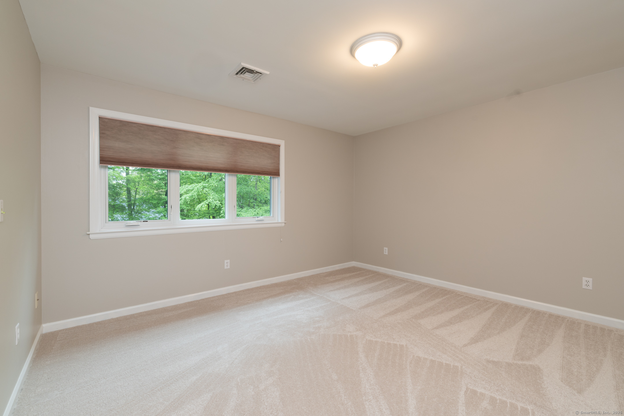 39 Amato Circle, Southington, Connecticut image 27