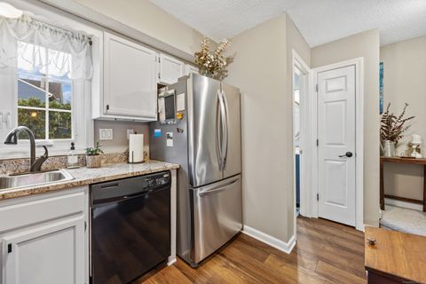 Tiny photo for 50 Pierce Street #APT 56, Plainville, CT 06062 (MLS # 24133737)