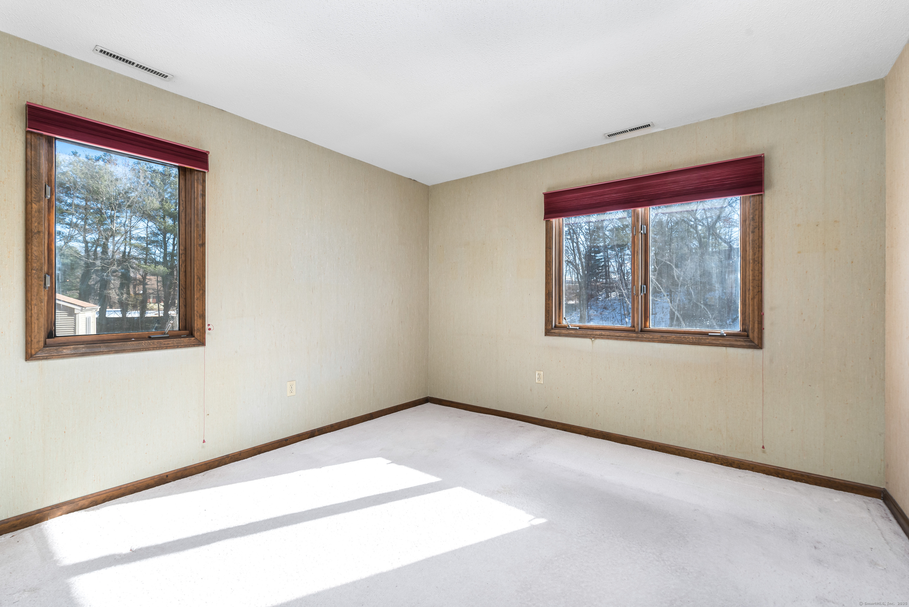 204 Waters Edge Drive #204, Southington, Connecticut image 20