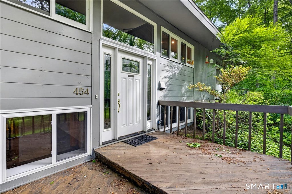 Photo of 454 Old Cellar Road, Orange, CT 06477 (MLS # 24181284)