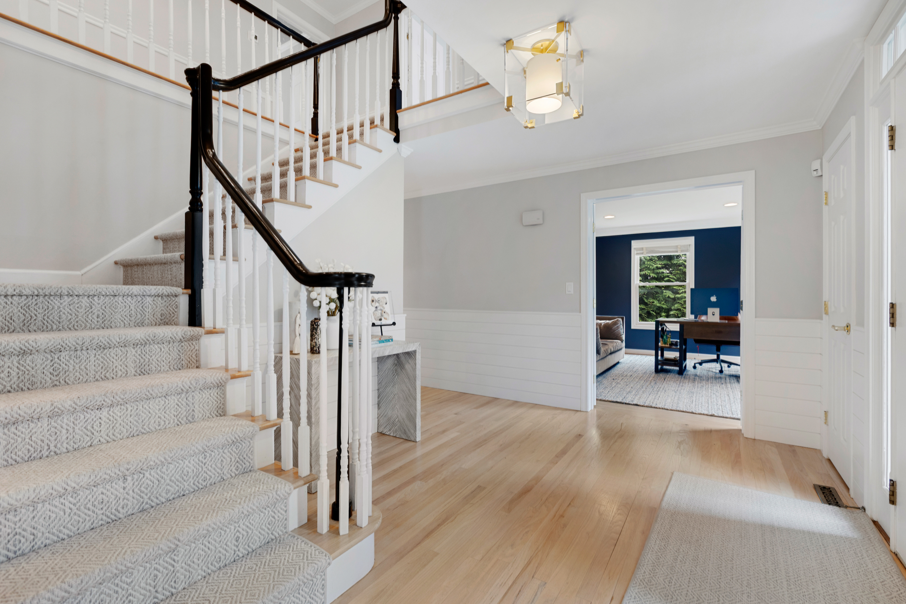 338 Orchard Hill Lane