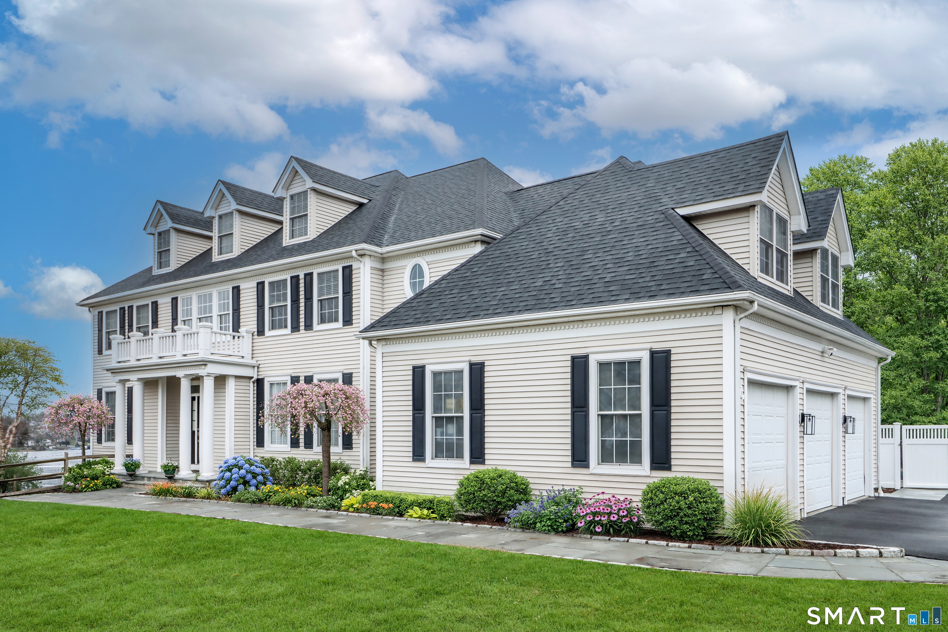 1 Meadow Ridge Drive