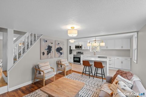 Tiny photo for 25 Mountain Road, Simsbury, CT 06081 (MLS # 24163845)