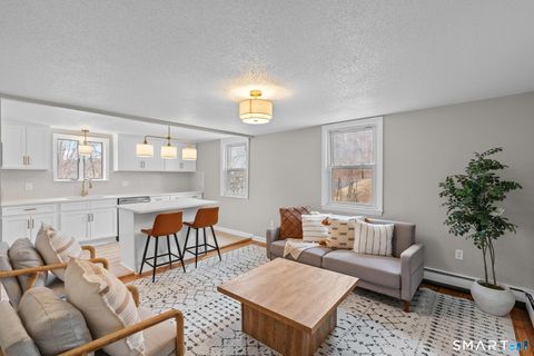 Tiny photo for 25 Mountain Road, Simsbury, CT 06081 (MLS # 24163845)