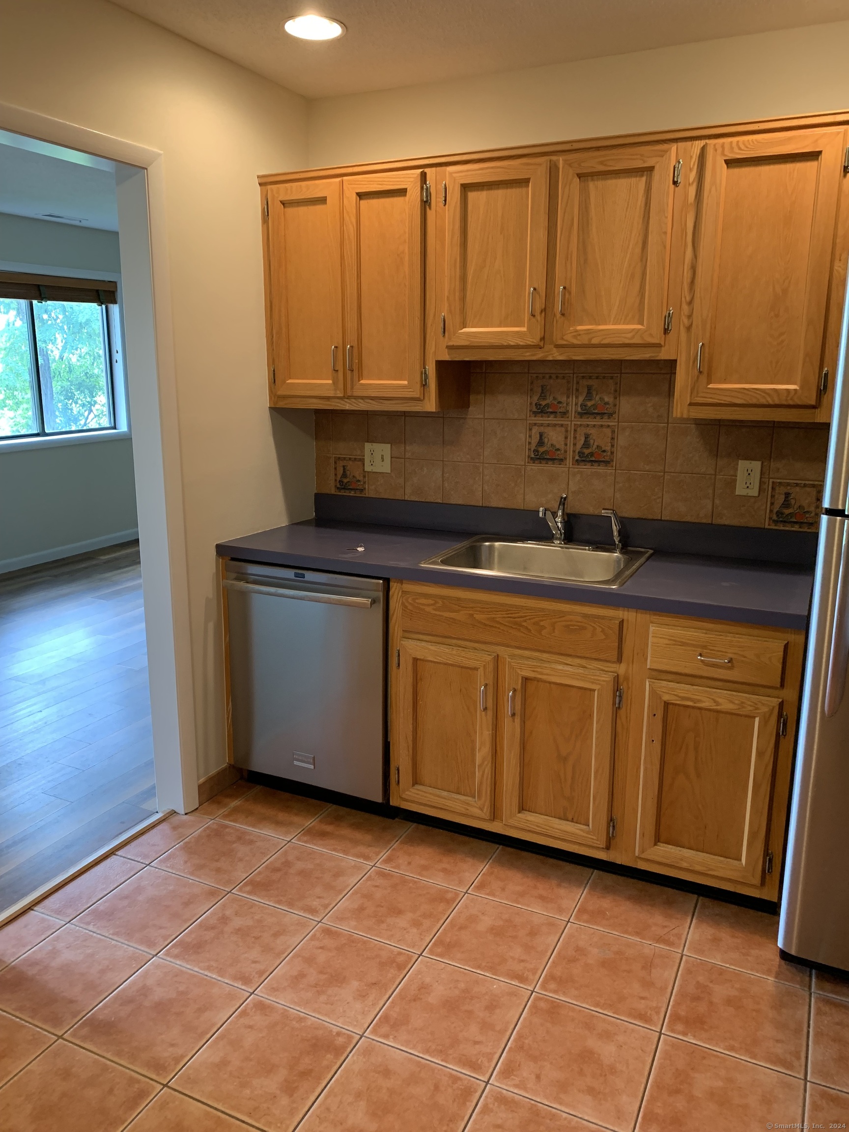 166 Old Brookfield Road #1A4, Danbury, Connecticut image 8