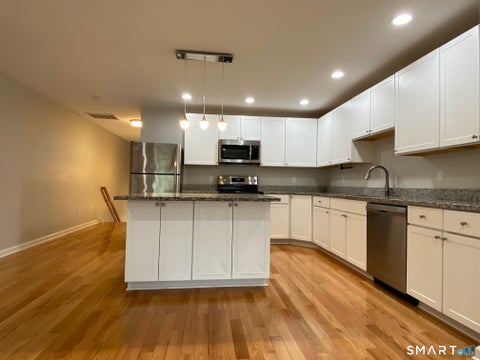 Tiny photo for 2772 Boston Post Road #9, Guilford, CT 06437 (MLS # 24189429)