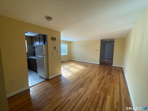 24 Merrill Street APT B3 Hartford CT 06106