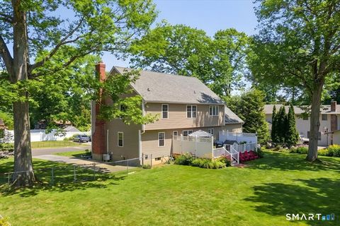 Tiny photo for 11 Beverly Road, Waterford, CT 06385 (MLS # 24165078)