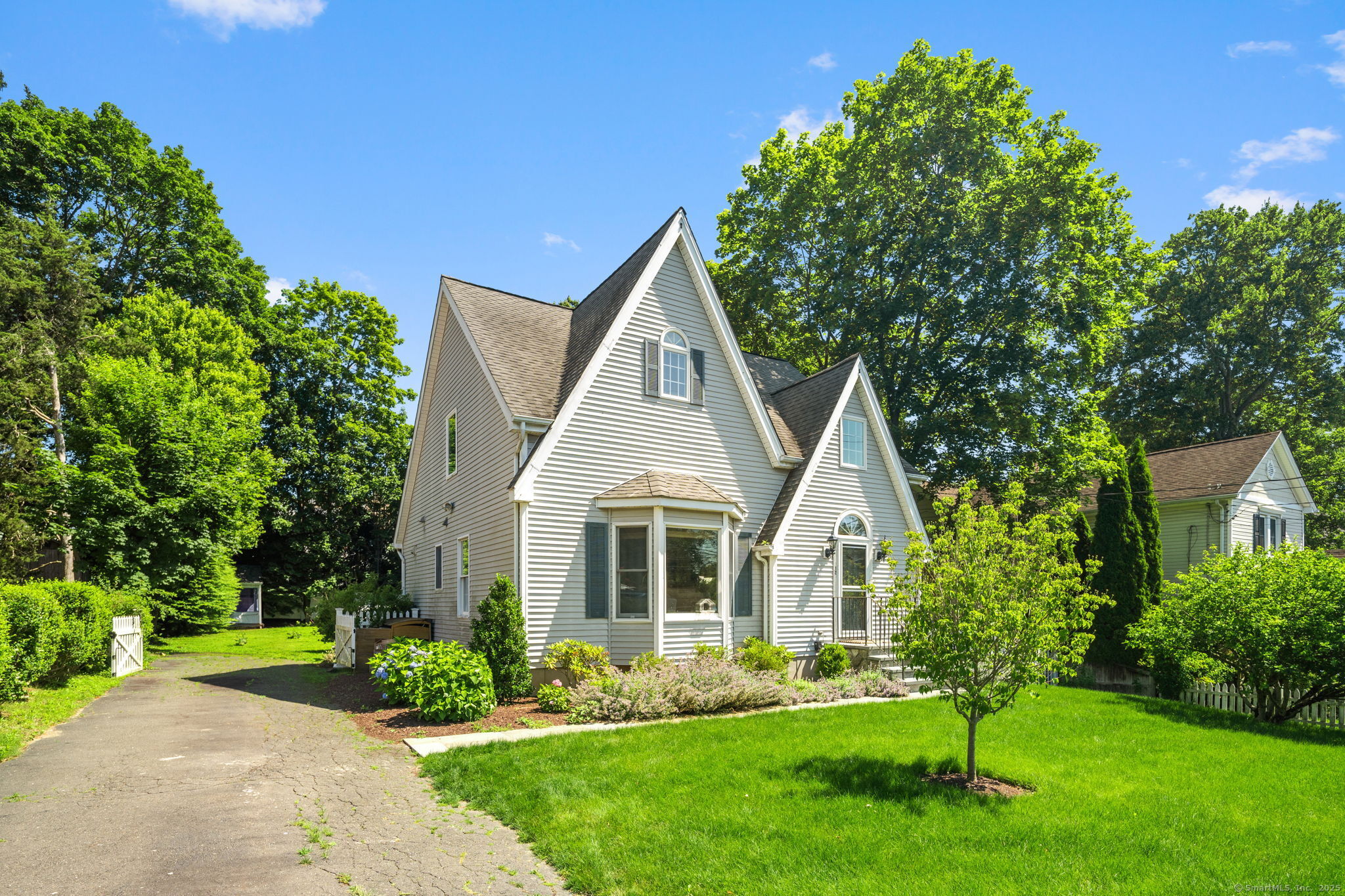 12 Bailey Avenue