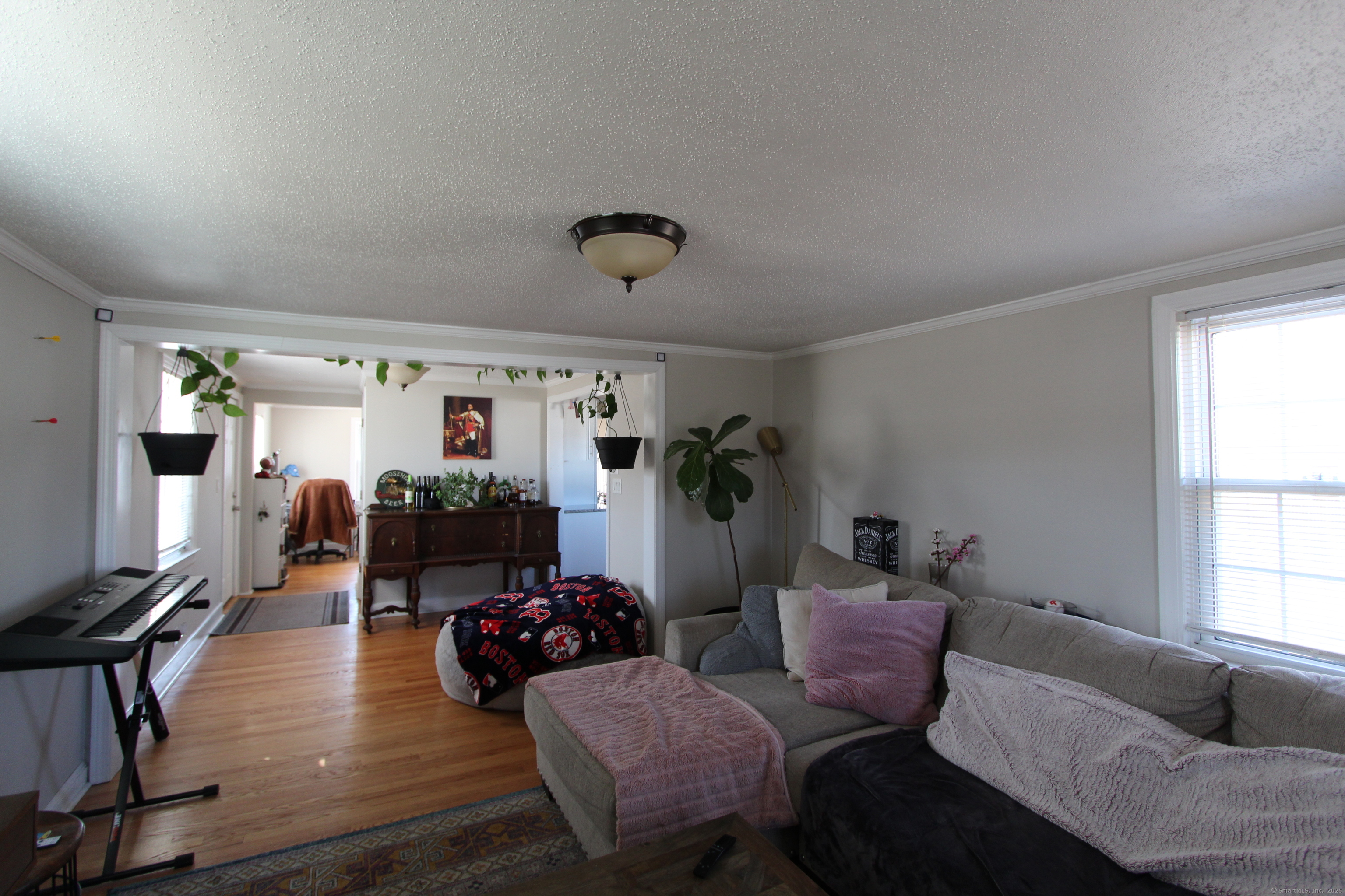 11 Kitts Lane