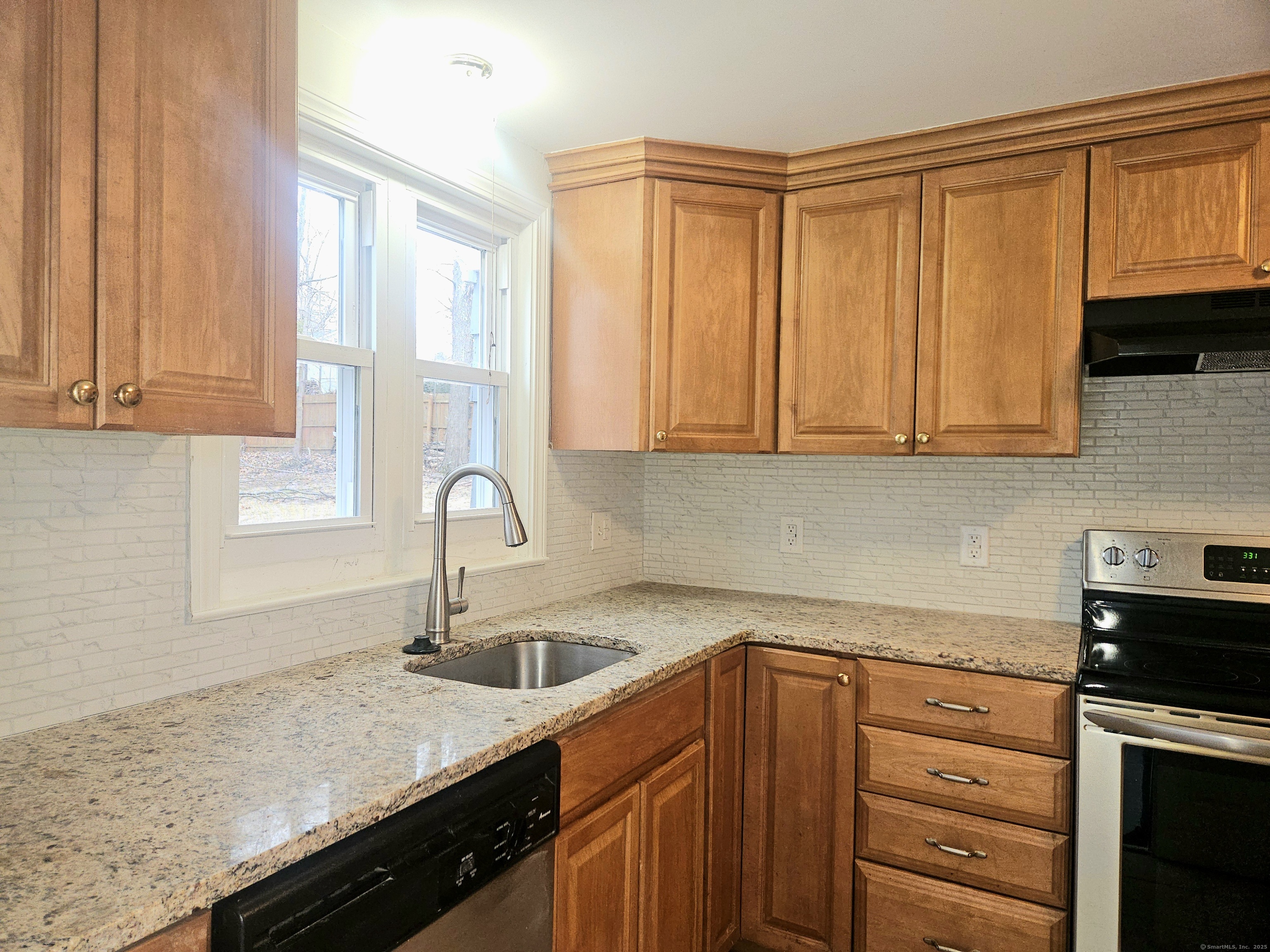 384 Steele Street, New Britain, Connecticut image 15