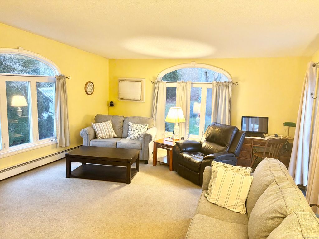 Photo of 11 Bentley Drive, Manchester, CT 06042 (MLS # 24143241)