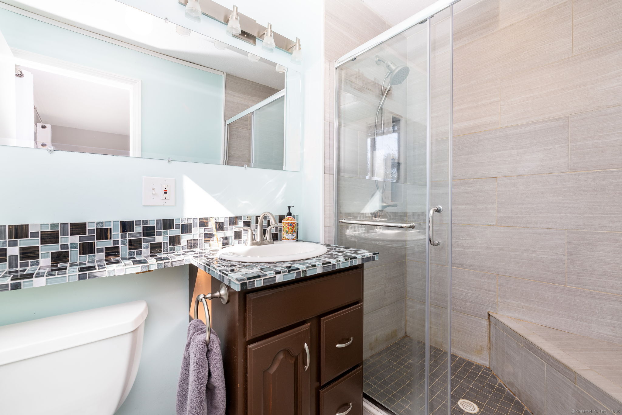 206 New Road, Avon, Connecticut image 20