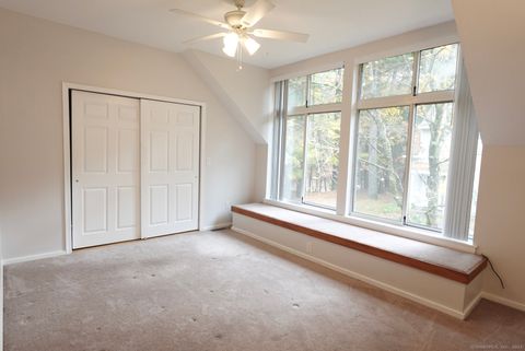 Tiny photo for 17 Pepperidge Court #17, Simsbury, CT 06070 (MLS # 24137381)