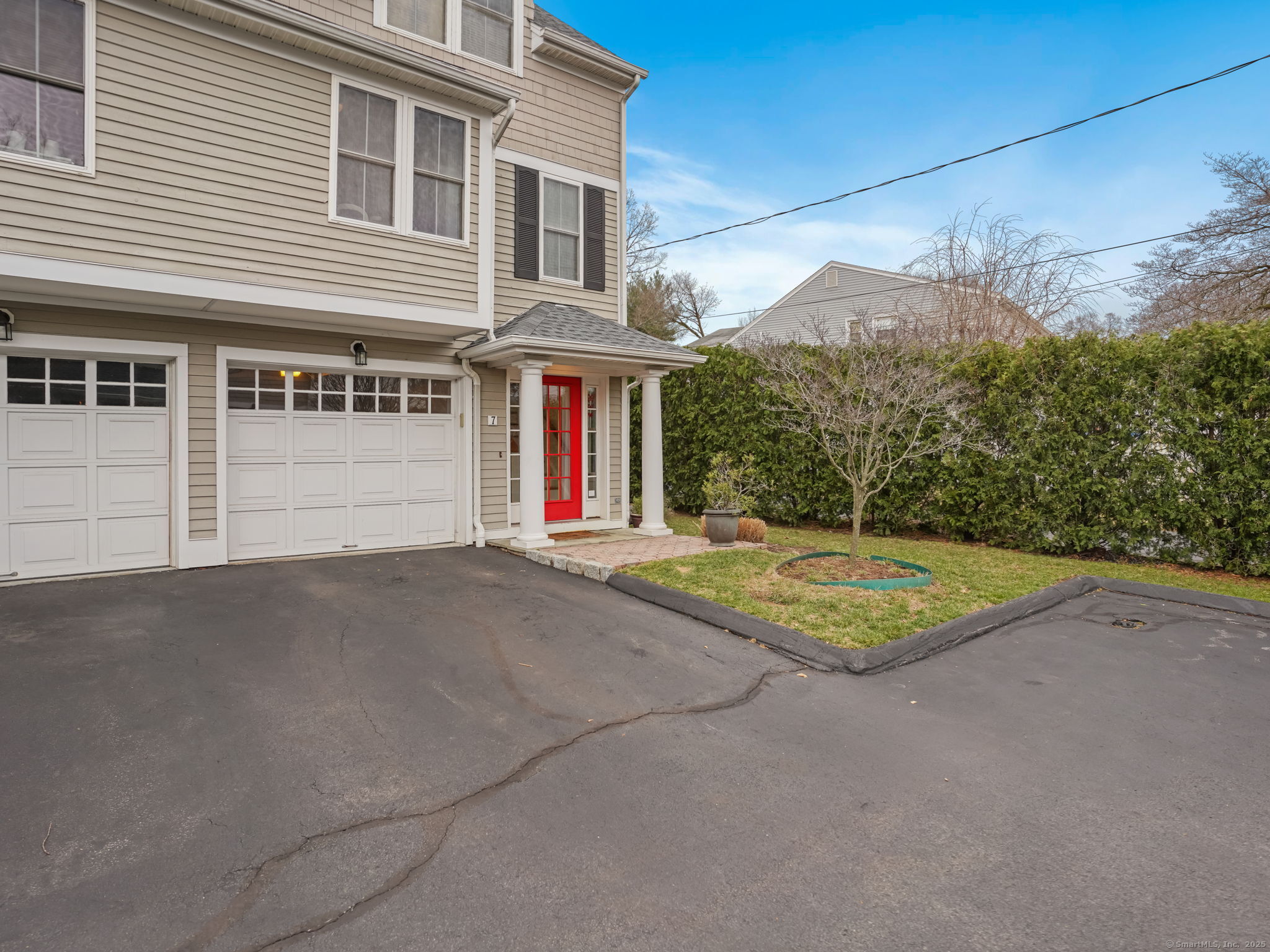 6 Robertson Lane #7, Greenwich, Connecticut image 3