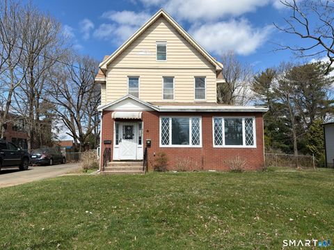 Photo of 316 W Main Street #1, Milford, CT 06460 (MLS # 24160378)