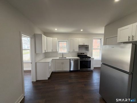 Tiny photo for 316 W Main Street #1, Milford, CT 06460 (MLS # 24160378)