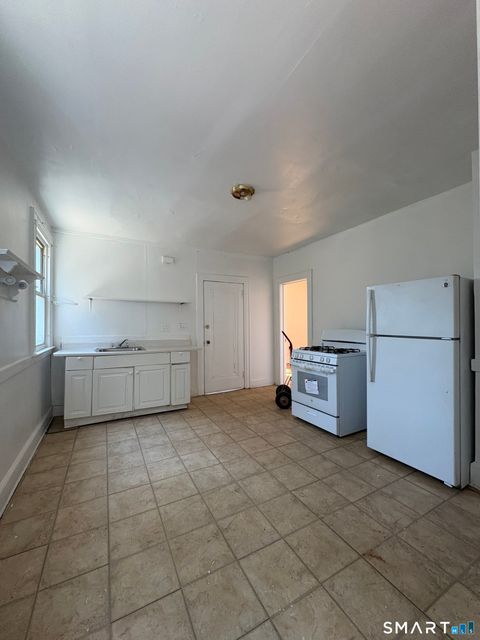 Tiny photo for 786 Elm Street #1, New Haven, CT 06511 (MLS # 24163993)