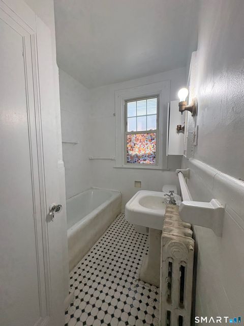 Tiny photo for 786 Elm Street #1, New Haven, CT 06511 (MLS # 24163993)