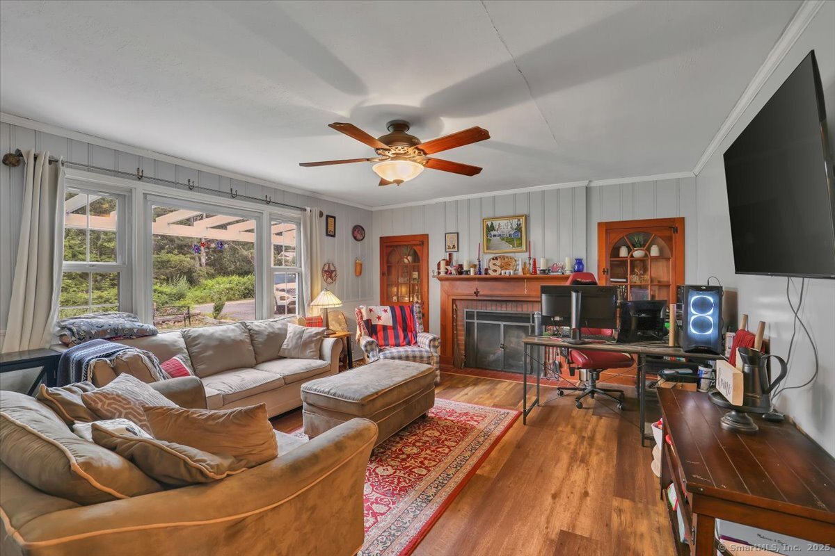 30 Lake Road