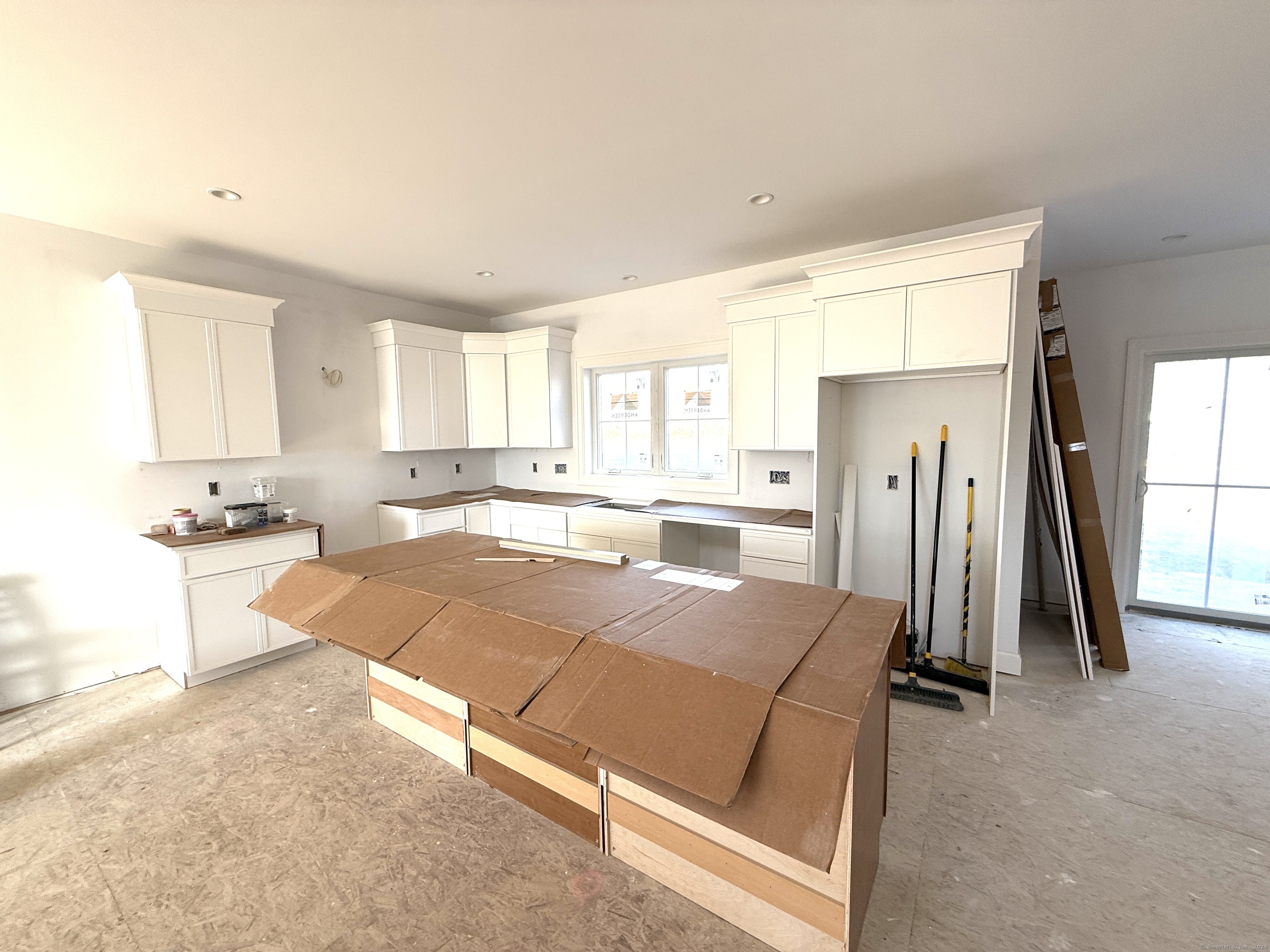 294 Leetes Island Road, Branford, Connecticut image 11