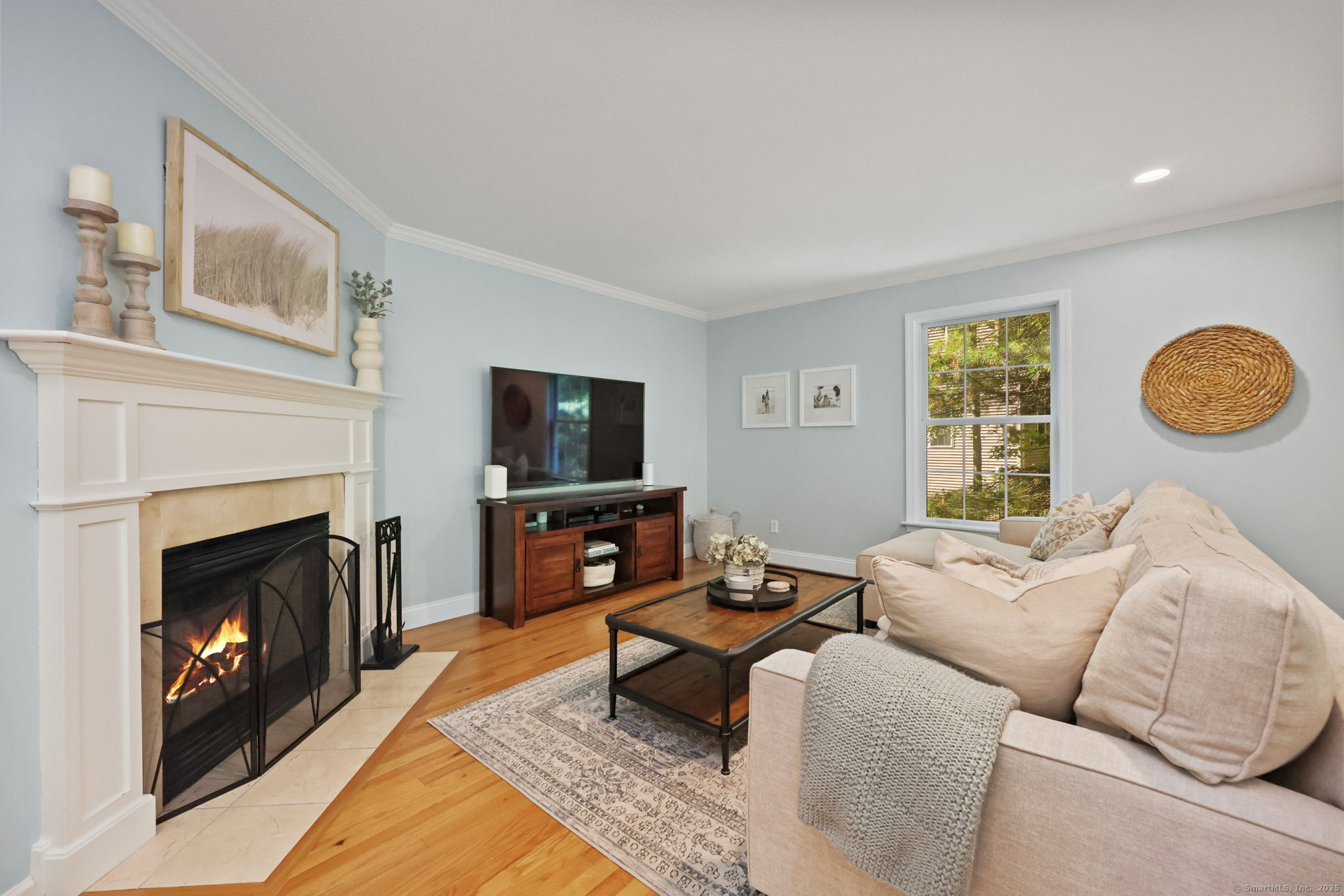 East Lyme, Connecticut 06333, United States, 4 Bedrooms Bedrooms, ,3 BathroomsBathrooms,Residential,Coming Soon,165105